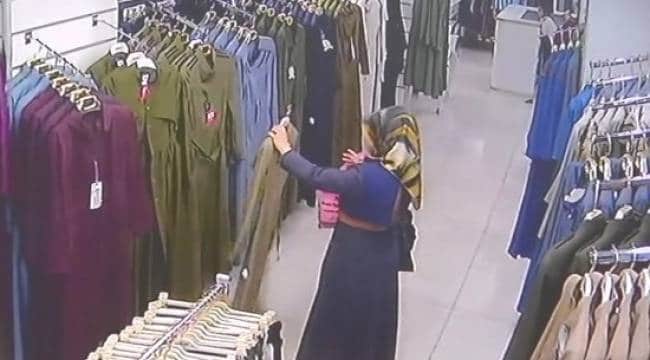 Kadın Hırsızlık Yaparken Güvenlik Kamerasına Böyle Yakalandı