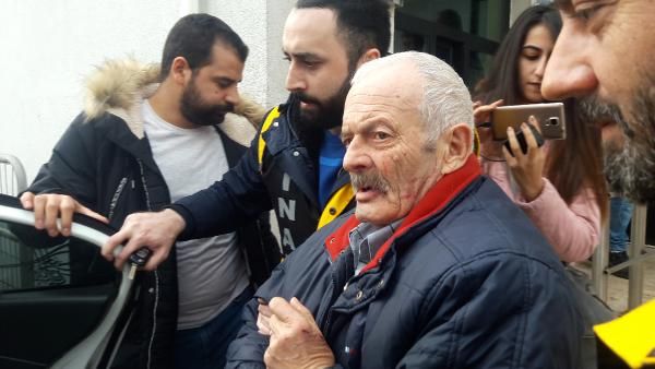 50 yıllık eşini boğazını keserek öldüren koca tutuklandı
