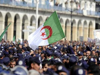 Cezayir’den kilise açıklaması: Yalan