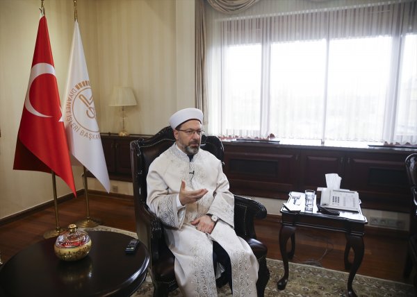 Diyanet İşleri Başkanı Ali Erbaş: Sigara haram