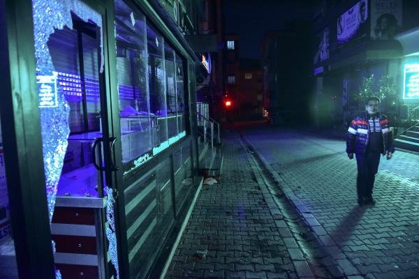 Esenyurt'ta kavga: 4 kişi yaralandı