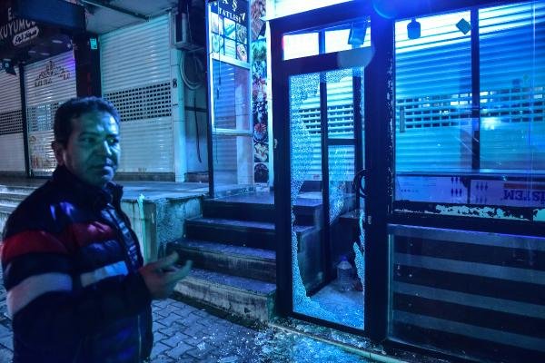 Esenyurt'ta kavga: 4 kişi yaralandı