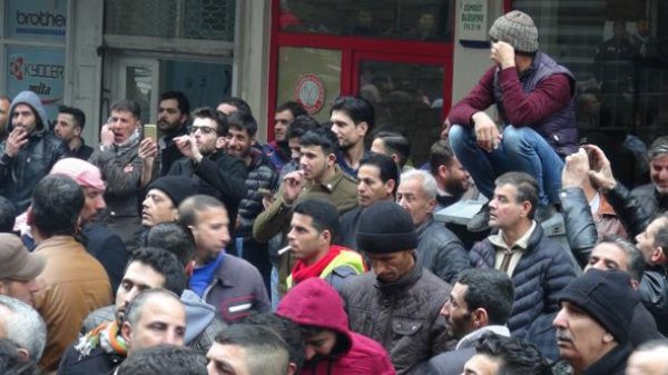 Şanlıurfa'da şaşırtan izdiham