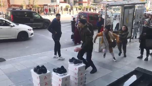 Başka kadınla gördüğü erkek arkadaşını bıçakladı 