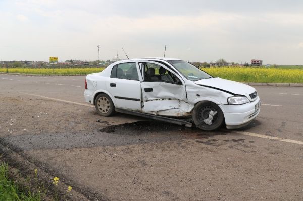 Diyarbakır’da trafik kazası: 3 yaralı