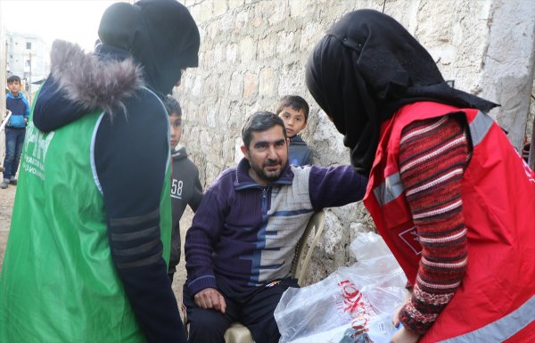 İHH'dan Afrin'deki engellilere yardım eli
