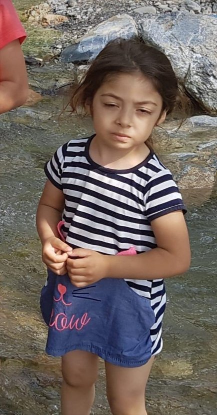 Otomobilin çarptığı 5 yaşındaki çocuk öldü