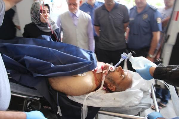 Adıyaman'da husumetli oldukları muhtarı tüfekle vurdular