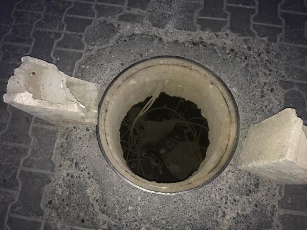 Hırsızlar bu kez de rögar kapağına göz dikti