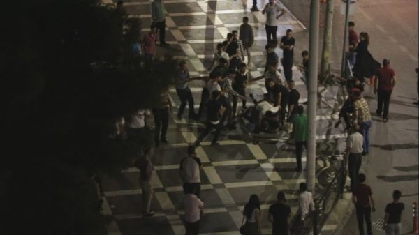 Şanlıurfa'da iki grup arasında tekme tokat kavga 
