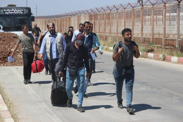 Suriyeliler Türkiye'ye dönmeye başladı