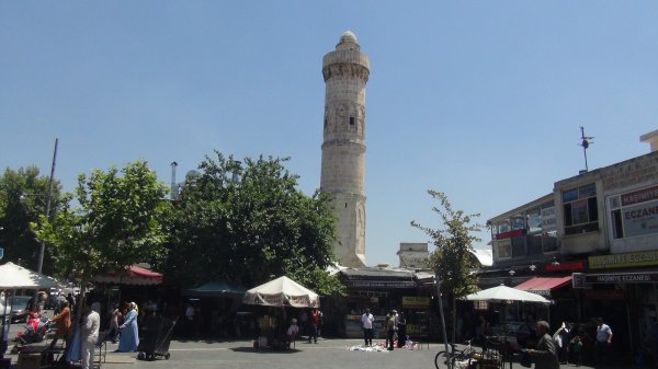 Şanlıurfa'daki tarihi cami ibadete açıldı