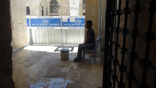 Şanlıurfa'daki tarihi cami ibadete açıldı