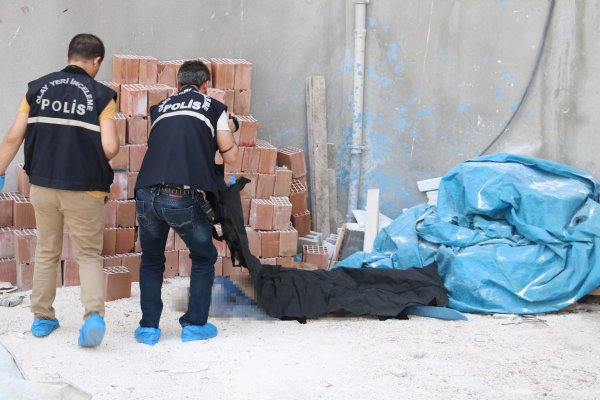 Şanlıurfa'da dokuzuncu kattan düşen işçi öldü