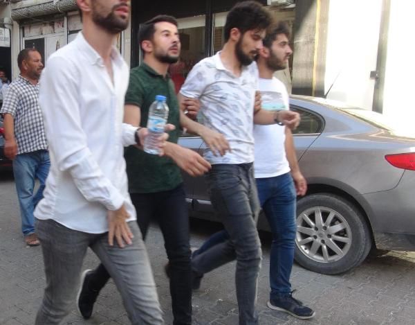 Şanlıurfa'da komşu ailelerin çöp kavgası