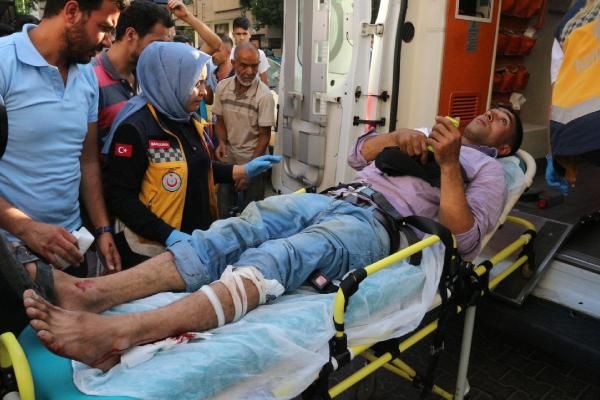 Şanlıurfa'da komşu ailelerin çöp kavgası