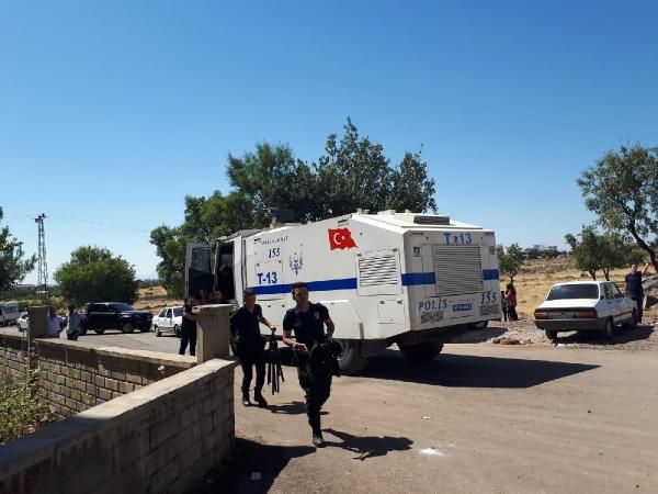 Şanlıurfa'da yangına TOMA müdahalesi