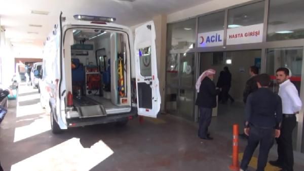 Suriyelileri taşıyan minibüs kaza yaptı: 13 yaralı