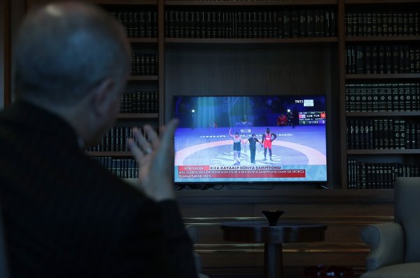 Erdoğan'dan Rıza Kayaalp'e tebrik telefonu