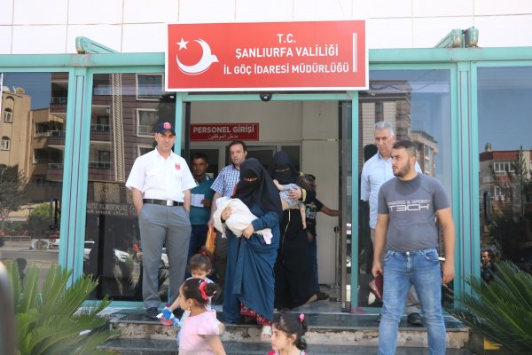 Suriyelilere, Kanada'ya sığınmacı alınacak yalanı 