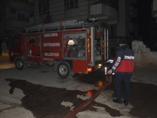 Şanlıurfa’da yangında 9 kişi dumandan etkilendi