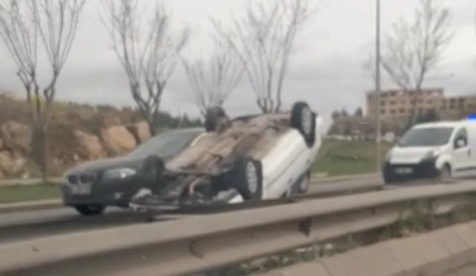 Şanlıurfa’da otomobil takla attı sürücü durumu iyi