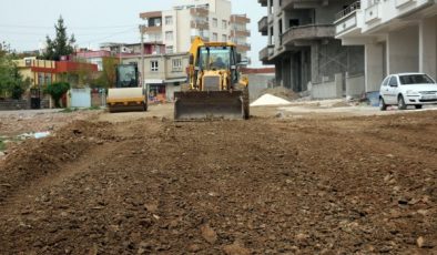 Siverek’te yeni yerleşim alanlarında yol çalışması