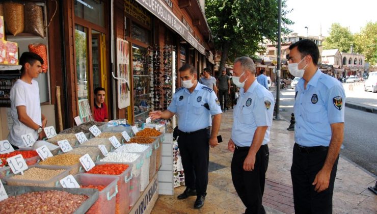 Şanlıurfa’da zabıta ekiplerinden kaldırım işgal denetimi