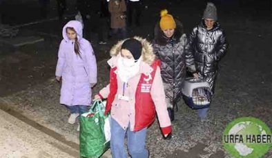 Ukrayna’dan tahliye edilen Kırım Türkleri Eskişehir’e geldi