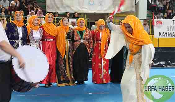 Köyler Arası Mahalli Halk Oyunları Yarışması düzenlendi